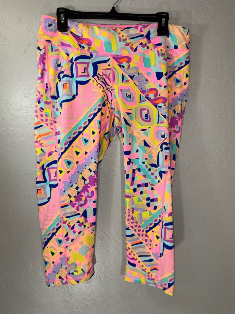 Lilly Pulitzer Neon Geo Print Leggings - Pink Multi Bright Pattern. Women